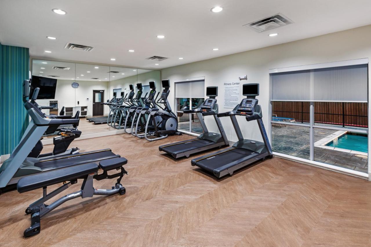 Holiday Inn Express & Suites - Denton - Sanger, An Ihg Hotel Eksteriør billede